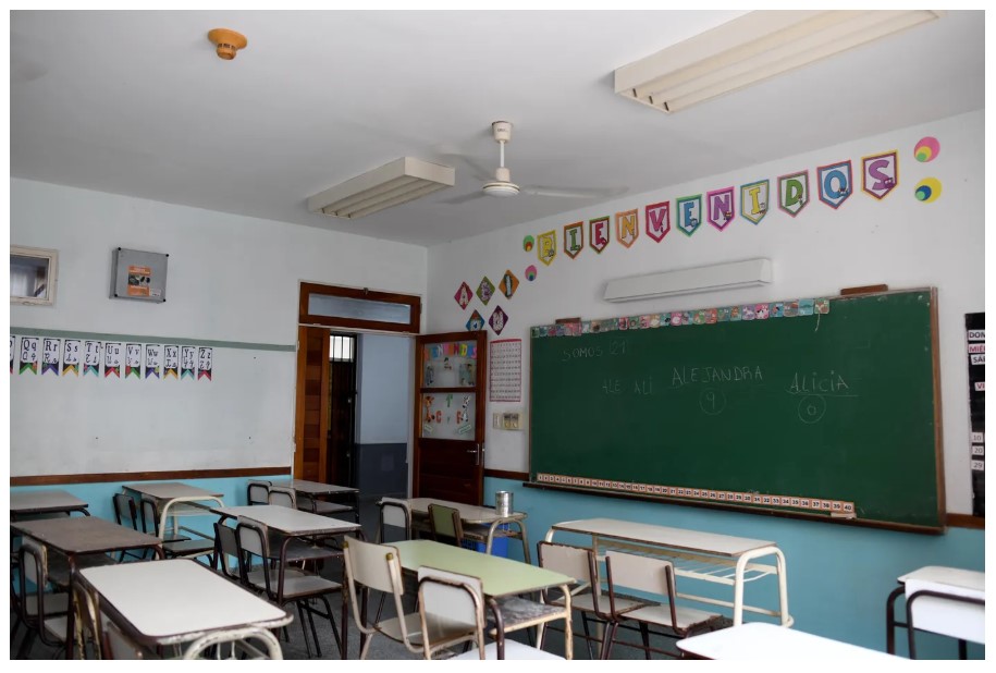 Se desarrolla el primer paro docente nacional del año en reclamo de mayor financiamiento educativo