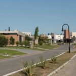 Un exclusivo barrio privado de La Plata perderá el acceso a los subsidios de luz y gas