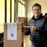 Votó Pablo Nicoletti en La Plata: “Esperemos que la gente participe, que venga a votar”