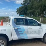Hallan muerto a un joven en un campo de Berisso e investigan las causas