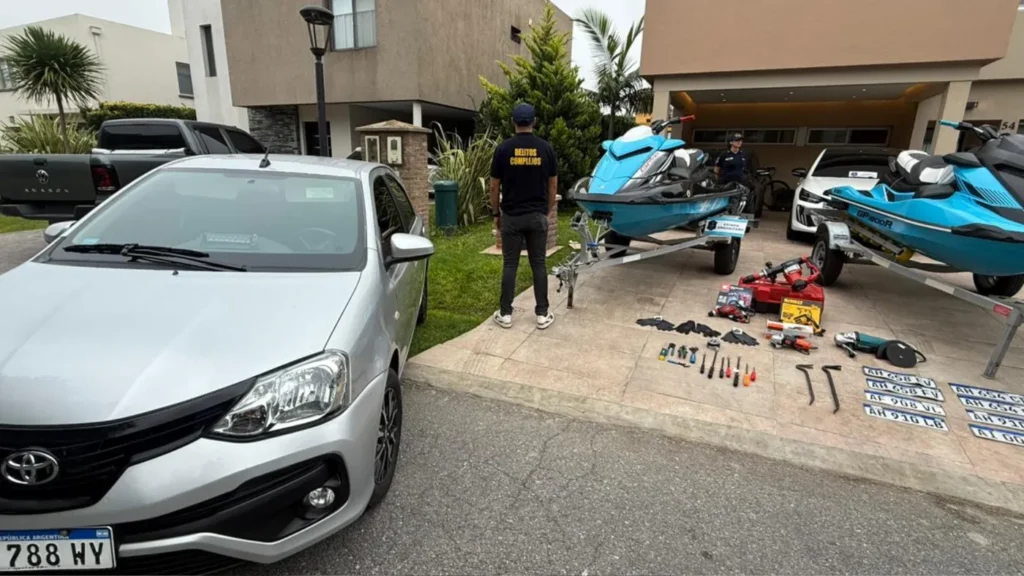Cayó “La banda del dron”: operaban desde countries a la vera de la Autopista La Plata-Buenos Aires