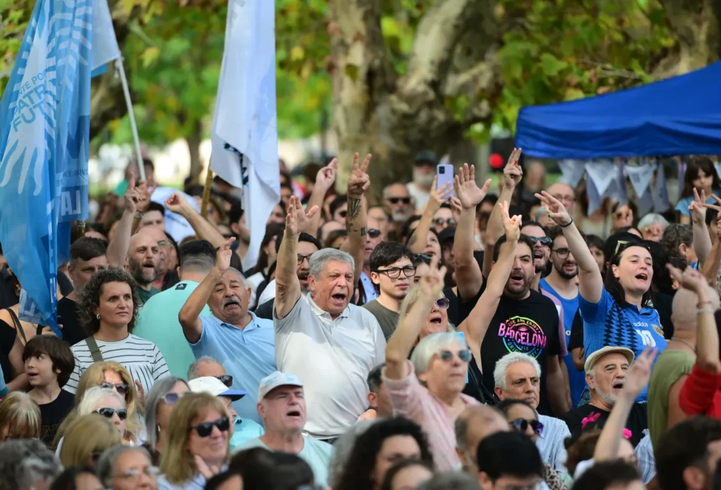 Con la presencia de Julio Alak, La Plata homenajeó a los héroes de Malvinas