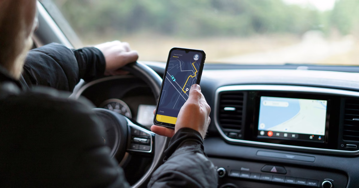 Remiseros de La Plata piden una prórroga para seguir trabajando con autos modelo 2014 y 2015